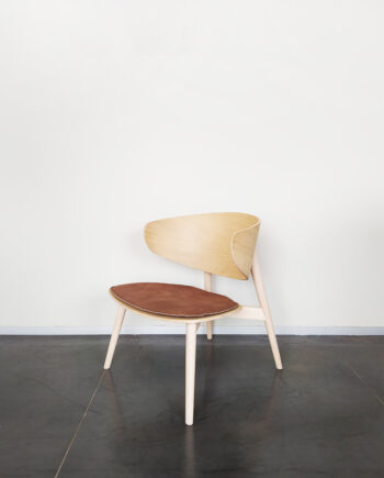 Evolution-hasselt-interieurwinkel-meubels-design-stoelen-fauteuil-isola-naturel-2