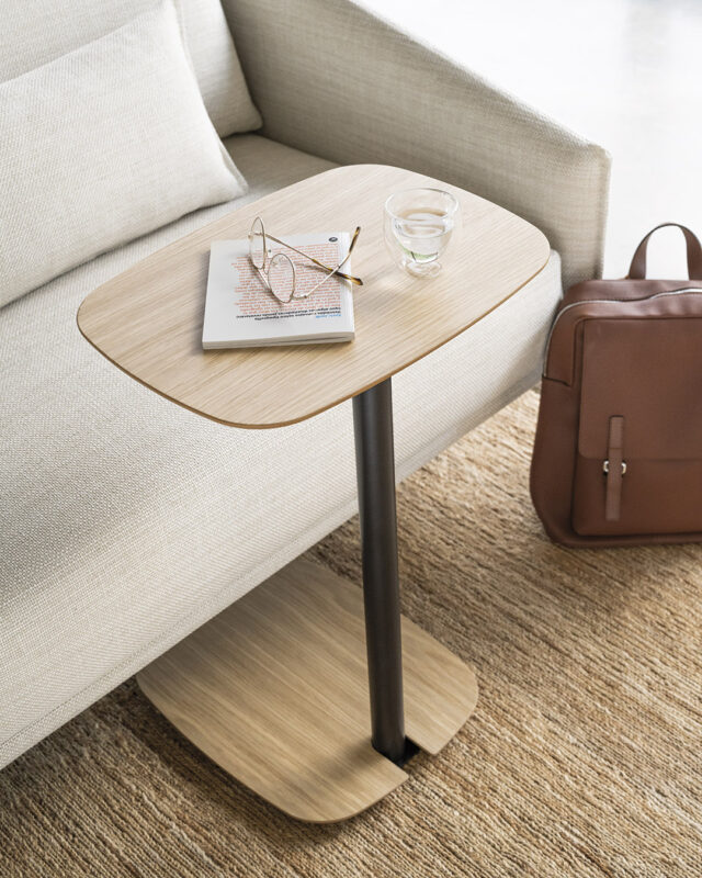 Evolution design -Design meubels-interieurwinkel-design winkel - beige - licht - stof- zetel - sofa - 2zit- woonkamer - living