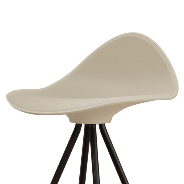 Evolution design -Design meubels-bar-barkruk-interieurwinkel-design winkel - stoel-kruk - beige
