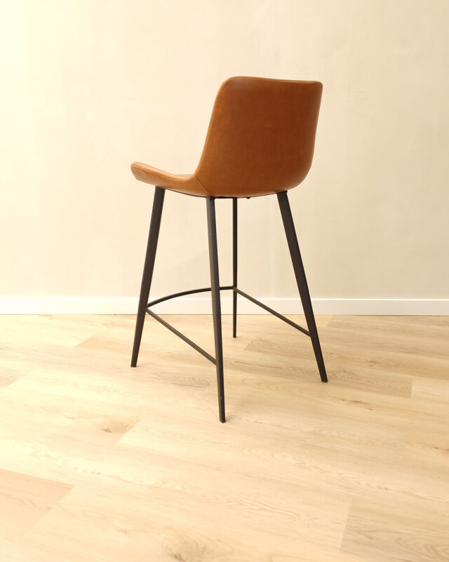 Project Evolution-Interieur-Totaalinrichting-Design Meubelen-Meubelzaak-Totaalprojecten-Meueblwinkel-Hasselt-Limburg-Design stoelen-krukken