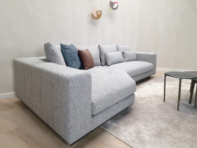 Evolution Design Sofa's-Strakke Sofa-grijze sofa-Industriële sofa-Design zitbanken op maat-Interieurwinkel-Hasselt