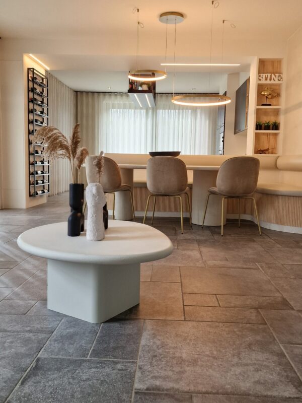 Evolution Design keukens-Totaalprojecten-Totaalproject living-Totaalprojecten keukens-Architecten-Moderne living-verbouwing-verbouwing keuken-verbouwing living-moderne keuken-Witte keuken-Marmer-Design keukens op maat-Interieurwinkel-Hasselt-Ibiza vibe-gezellige living-mortex tafel
